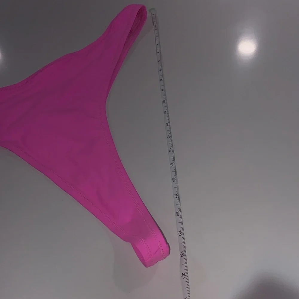 SKIMS Bathing Suit Bottoms Thong in Color Taffy Plus Size 4X NWT